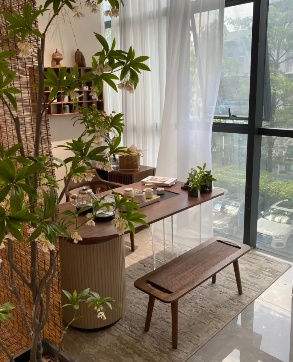 κܶ˼ҡ_··_@b̫߼